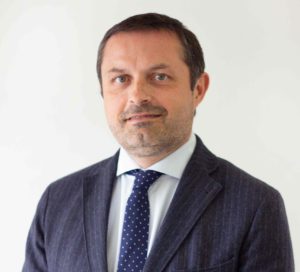 La transmissió del coneixement - Apasionats per l'educació 1 La transmissió del coneixement - Apasionats per l'educació 1